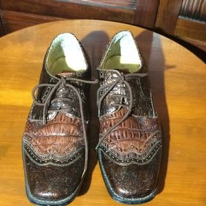 Expressions  Men shoes